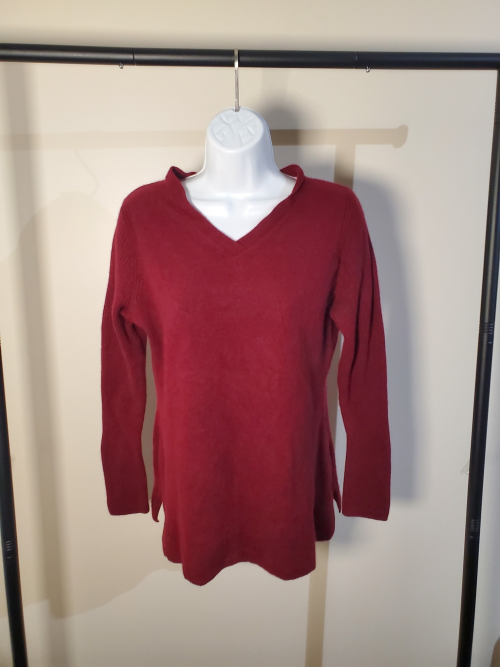 Isaac Mizrahi Live Cashmere V-Neck Tunic Sweater Burgundy Large
